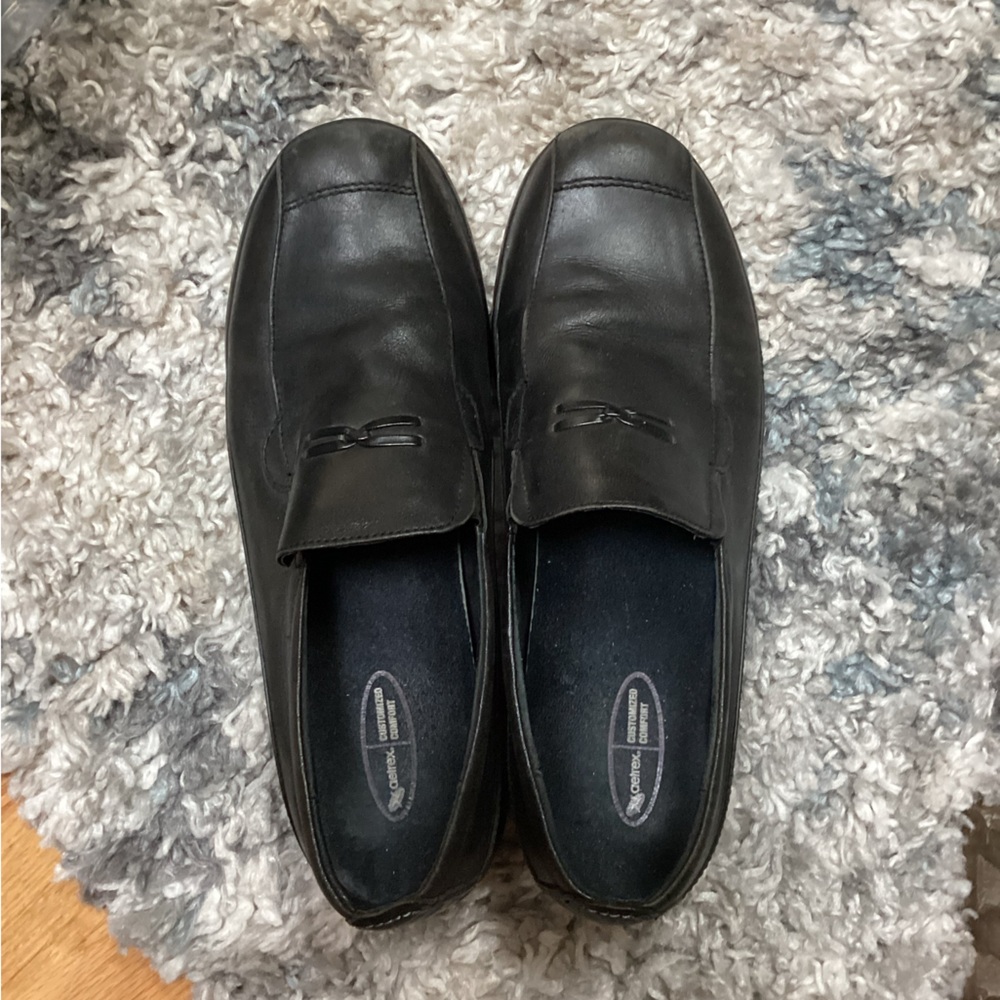 Aetrex Black Leather  Loafers